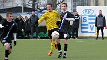 Kladno - Bohemians 1905 1:0. Vpravo hráč, který rozhodl - Martin Sus