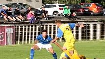 SK Rakovník (ve žlutém) po skvělém výkonu porazil druhou Vykáň 4:3. 