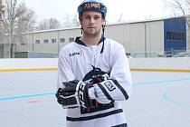 Vycházející hvězdička kladenského hokejbalu Patrik Novák.