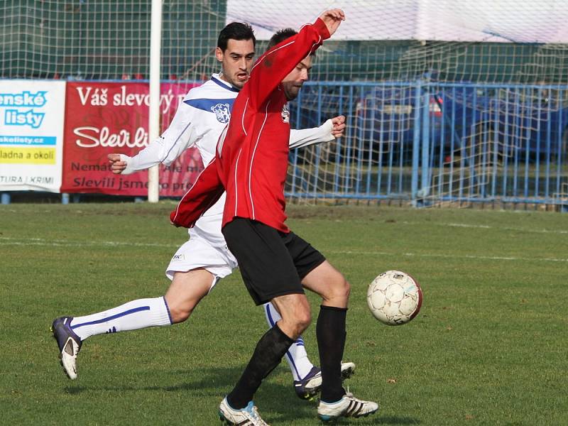 Kladno přenechalo důležité body Měcholupům // SK Kladno -SK Horní Měcholupy 1:3 (0:2) , utkání 14.k. CFL. ligy 2012/13, hráno 10.11.2012