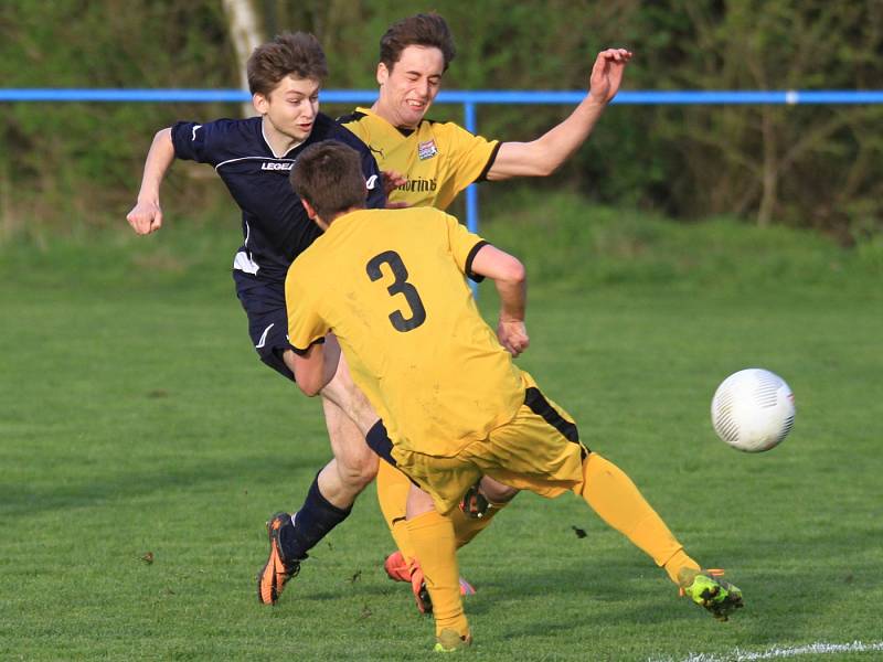 SK Doksy - FK Červené Pečky 3:0,16. 4. 2016, Sport Invest I.A tř. sk. B