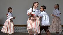 Středočeský folklorní festival Tuchlovická pouť se konal počtyřiadvacáté.