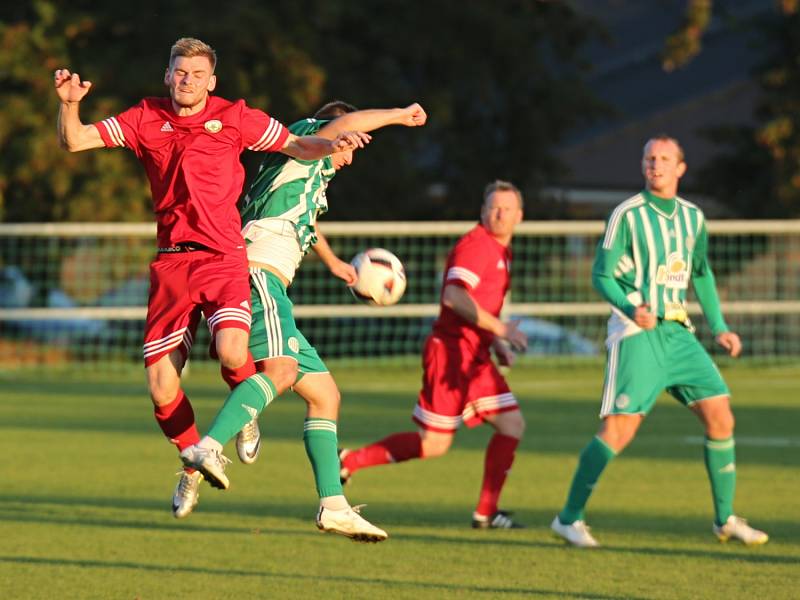 Sokol Hostouň - Meteor Praha 2:1 (1:1), Divize sk. B, 16.10. 2016