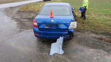 Skoro dvě promile alkoholu měl v sobě řidič škodovky, která se srazila v pondělí 6. března na křižovatce typu T u Unhoště s fordem.