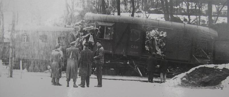 Vlakové neštěstí v Zákolanech v roce 1964.