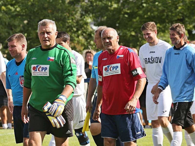 SK Braškov - Internacionálové ČR 3:2. Oslavy 90 let fotbalu na Braškově 