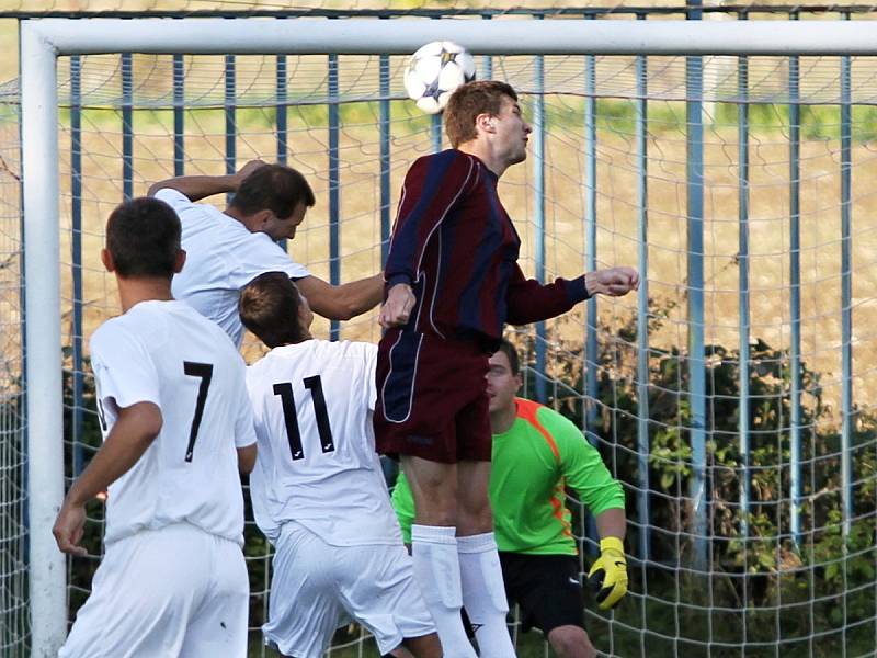 Sokol Braškov - TJ Unhošť 2:1 , utkání I.B. tř., 2013/14, hráno 13.10.2013