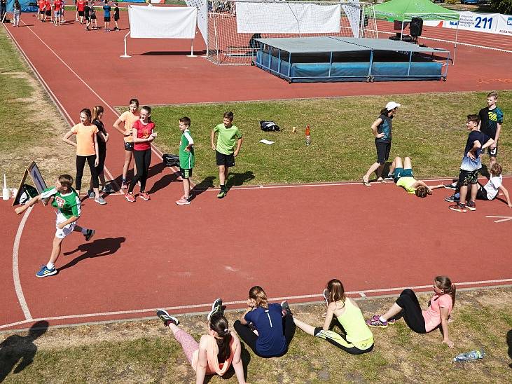 V Čáslavi proběhlo za účasti hvězd minulosti Šárky Kašpárkové či Michala Janáčka krajské kolo Odznaku všestrannosti