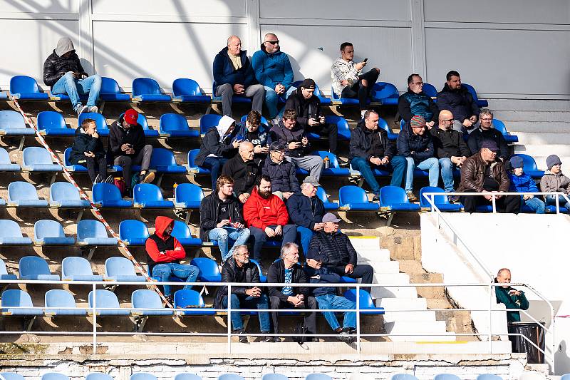 V divizním derby mezi Kladnem a Slaným se body dělily po remíze 2:2.