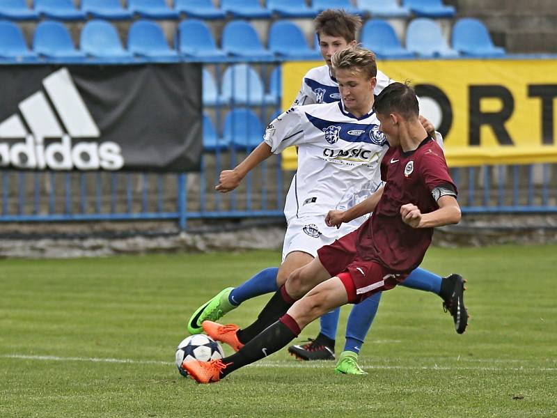 Kladenský pohár 2017. Turnaj pro kategorii U15 proběhl poslední červencový víkend na Stadionu Františka Kloze