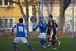 Slaný (v rudém) doma remizovalo s Tuchlovicemi 1:1