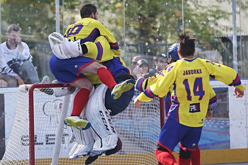 Alpiq Kladno – Kert Praha 0:2  , Kladno 18. 5. 2019, finále Extraligy hokejbalu 2018-9 , Kert vyhrál i třetí zápas a slaví titul.