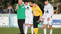 V samém závěru se při odkopu zranil Vojtěch Mentberger // Sokol Hostouň - 1. FK Příbram B 3:4 (0:4), FORTUNA:ČFL, 24.10.2021