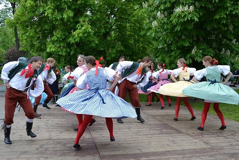 Sobota byla ve znamení tance a zábavy.