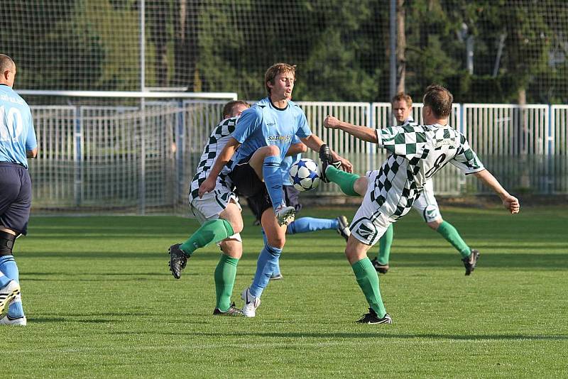 Slovan Kladno - SK Družec 2:1 (0:1), OP -  hráno 5.9.2010