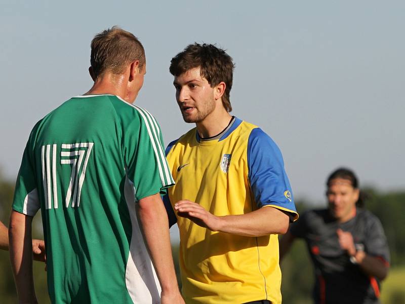 Rakovník vybojoval v Hostouni výhru i postup / Sokol Hostouň - SK Rakovník 1:2, I.A. tř. sk. A, 1.6.2014