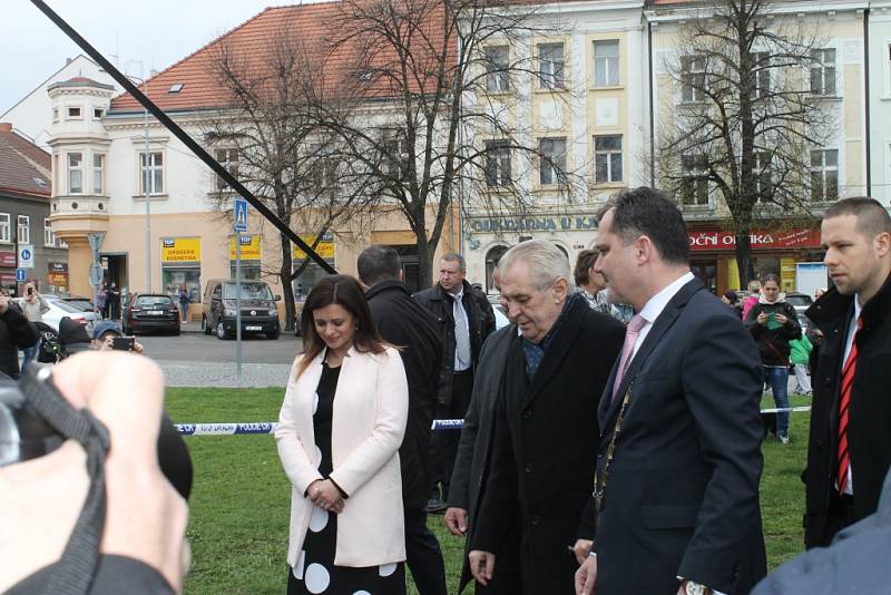 Návštěva prezidenta Miloše Zemana ve Slaném na náměstí.