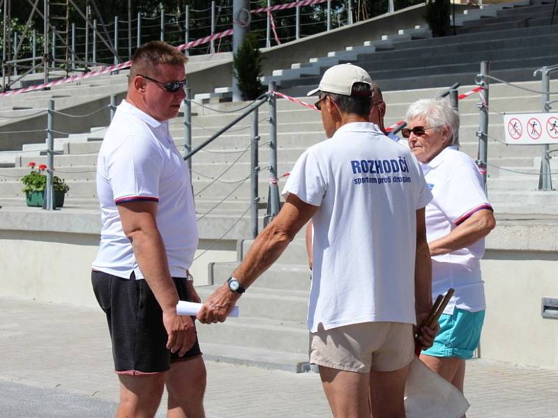 Finále 49. ročníku Poháru rozhlasu a ŠLZS se na kladenském Sletišti zúčastnily školy z celé republiky, a také hvězdy Pavel Maslák, Adam Sebastian Helcelet nebo Pavel Holuša. 