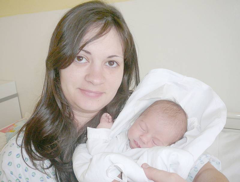 Nella Maršounová, Kladno. Narodila se 20. ledna 2014. Váha 2,65 kg, míra 48 cm. Rodiče jsou Zuzana a Jindřich Maršounovi (por. Kladno).