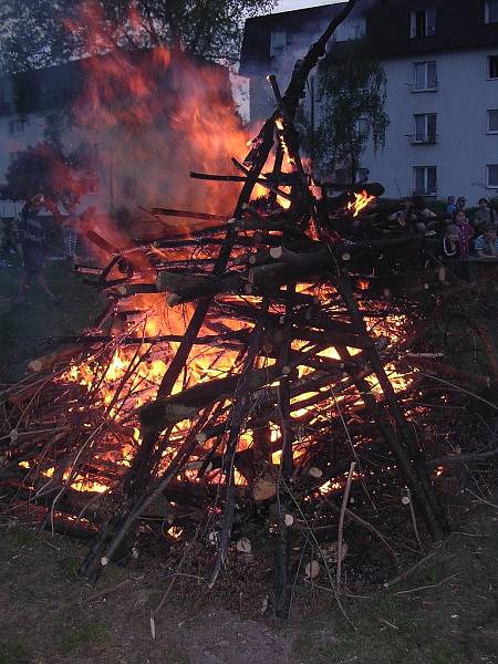 Čarodějnice na sídlišti ve Slaném, 2012