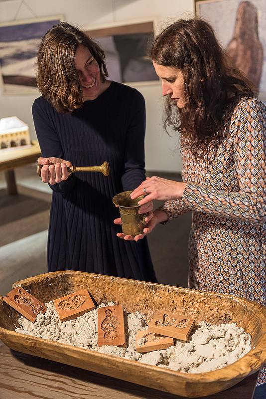 Velvarský špýchar zve na novou stálou expozici věnovanou perníkářství.