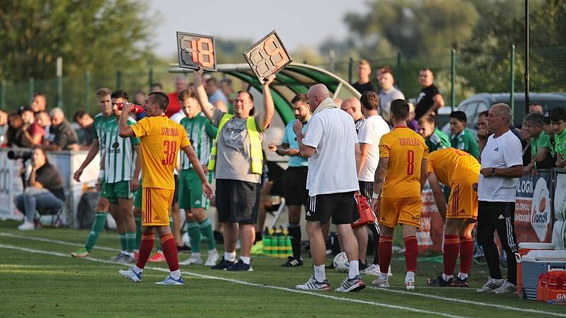 Sokol Hostouň - FK DUKLA Praha 0:3 (0:1), 1. kolo 24. 8. 2022