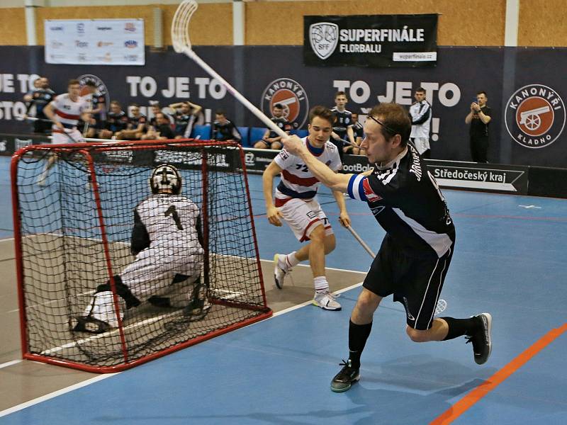 V odvětě čtvrtfinále play off kladenští Kanonýři porazili Jaroměř 10:3 a vyrovnali stav série na 1:1