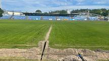 Nový zavlažovací systém na kladenském fotbalovém stadionu.