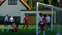 Lidice - Lány 3:2 (1:0) 13.9.2008 I.B. tř.- Lidice vedou 3:1, branku vsítil Roman Pavelec