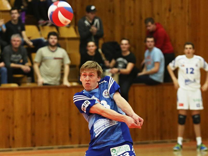 Bojovné Benátky favorita potrápily, Kladno ale v euforii vítězí 3:1 // Kladno volejbal cz –  VK Benátky nad Jizerou  3 :1  ( – 21, 18,  20, 19 ), Extraliga volejbalu, Kladno, 10. 12. 2016