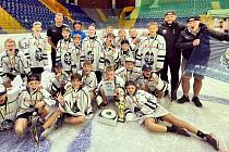 Mladí žáci ze 6. tříd HC Kladno vybojovali na turnaji v Ústí druhé místo.