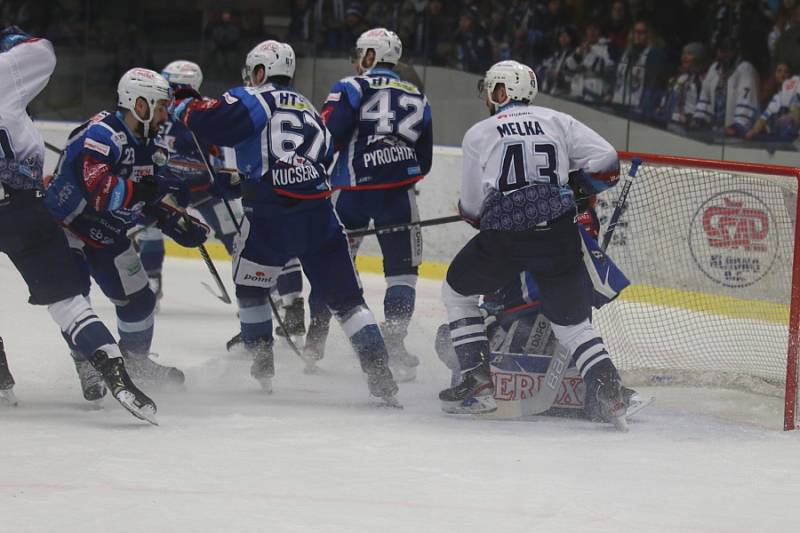 Kladno (v bílém) hostilo v hokejové extralize Kometu Brno.