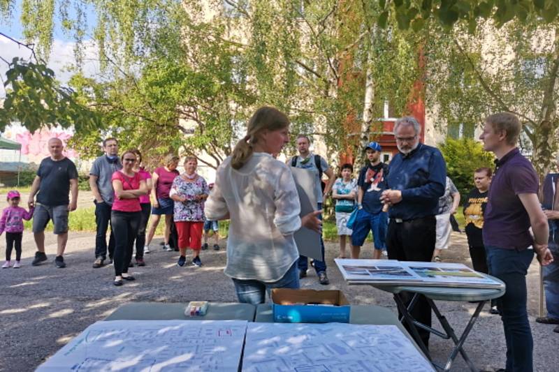 Setkání s občany v Kročehlavech u podjezdu.