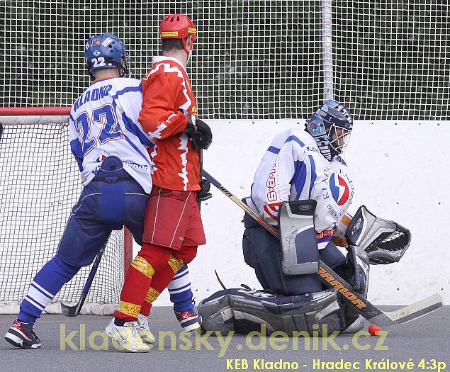 KEB Kladno - Hradec Králové 4:3 pp (1:1, 0:2, 2:0 - 1:0), 1. finále extraligy hokejbalu 2008/9, hráno 9.5.2009