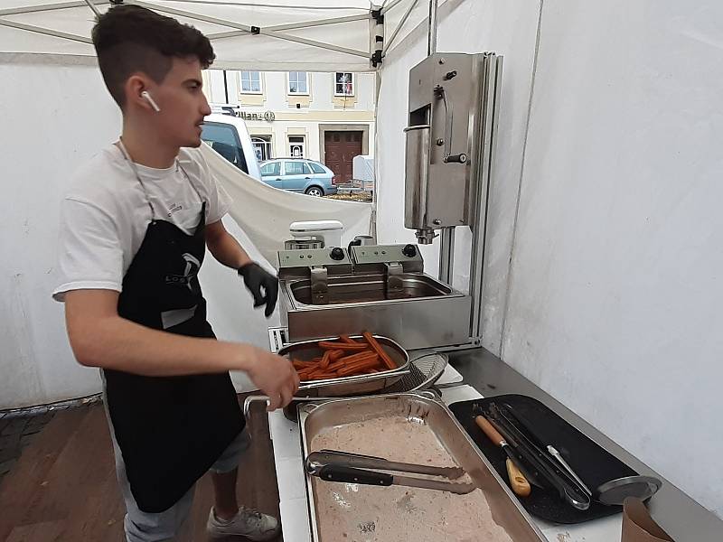 Masarykovo náměstí ve Slaném provoněl 4. ročník Food festivalu s podtitulem Slaný na talíři.