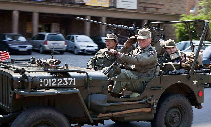 1. setkání veterán klubů a klubů vojenské historie, Kladno 2011