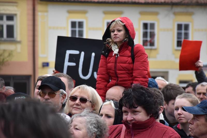 Návštěva prezidenta Miloše Zemana ve Slaném na náměstí.