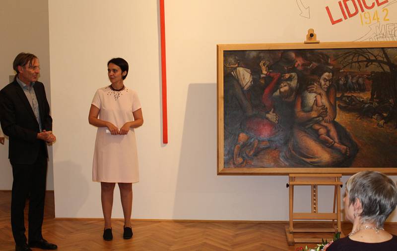 Ve čtvrtek 21. září bylo v prostoru stálé expozice umění v Lidicích předáno do místní sbírky dílo Stana Younga, které pro Lidice vytvořil v roce 1954.