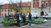 Farmářské trhy ve Slaném.