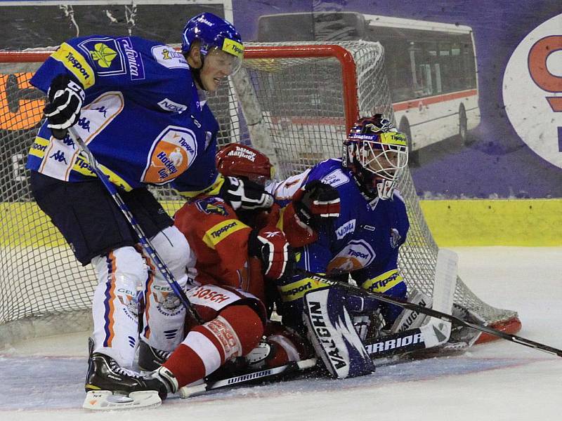 Úvodní přípravné utkání nové sezóny kladenští hokejisté zvládli. // Kladno - Č. Budějovice 4:1, přípravné utkání 2. 8. 2011