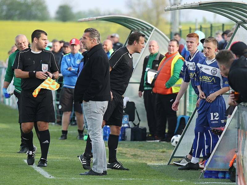 Sokol Hostouň - SK Kladno 2:0, Divize B, 28. 4. 2019