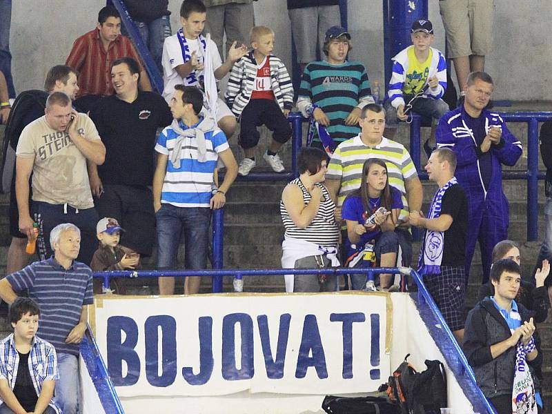 Úvodní přípravné utkání nové sezóny kladenští hokejisté zvládli. // Kladno - Č. Budějovice 4:1, přípravné utkání 2. 8. 2011