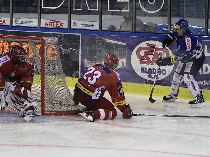 Úvodní přípravné utkání nové sezóny kladenští hokejisté zvládli. // Kladno - Č. Budějovice 4:1, přípravné utkání 2. 8. 2011