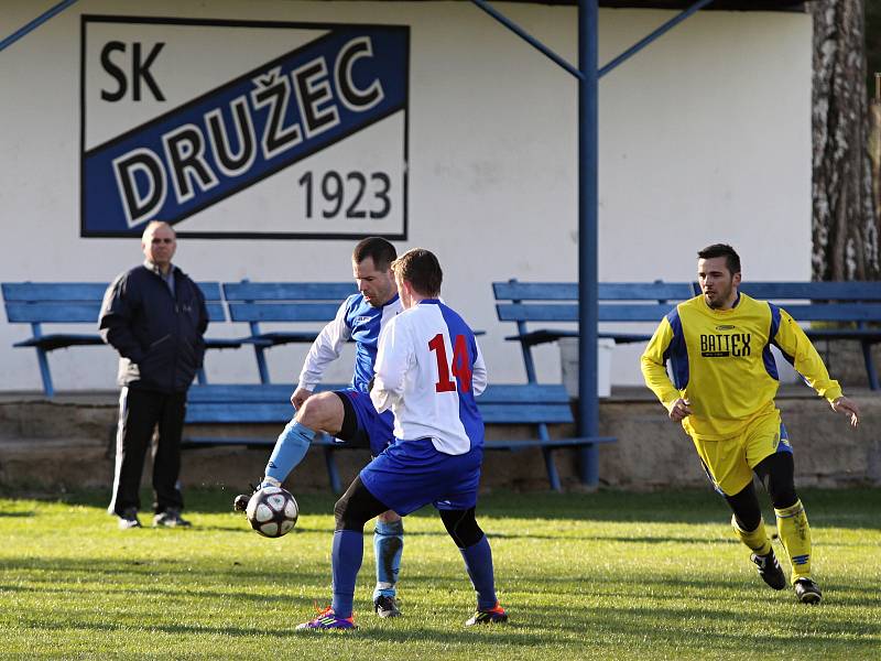 Družec - Hrdlív  0:1 , utkání OP okr. Kladno, 2011/12, hráno 7.4.2012