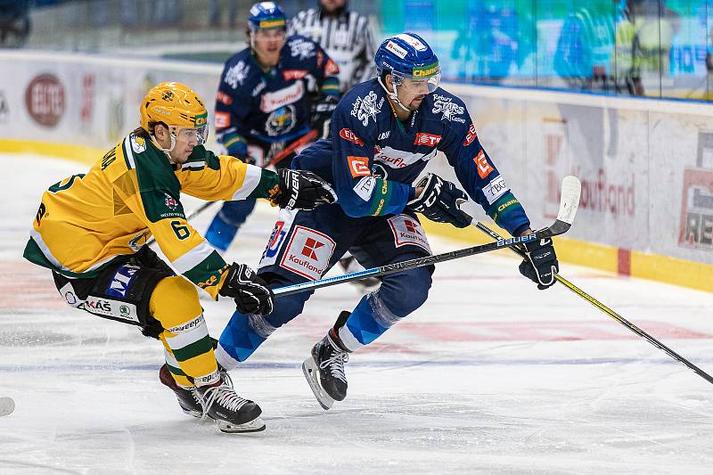 Chance liga, Kladno (v modrém) - Vsetín.