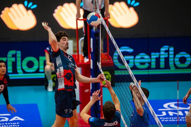 Třetí zápas čtvrtfinále extraligy: Lvi Praha jasně vyhráli nad volleyball Kladno 3:0.