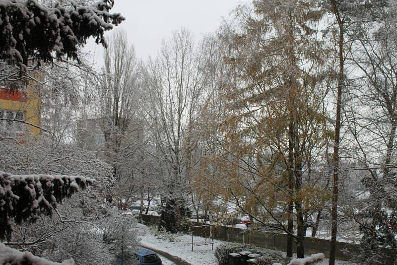 První podzimní sníh pokryl Kladensko a Slánsko.