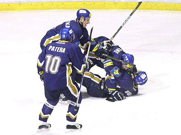 Rytíři Kladno - HC Třinec 4 : 3, 46. kolo ELH 2011-12, hráné 3.2.12