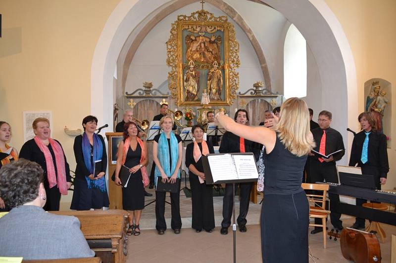 Společné vystoupení Pražského žesťového souboru a smíšeného pěveckého sboru Gaudium  
