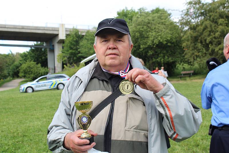 V Sítenském údolí se uskutečnil Seniorský desetiboj pořádaný Městskou policií Kladno.